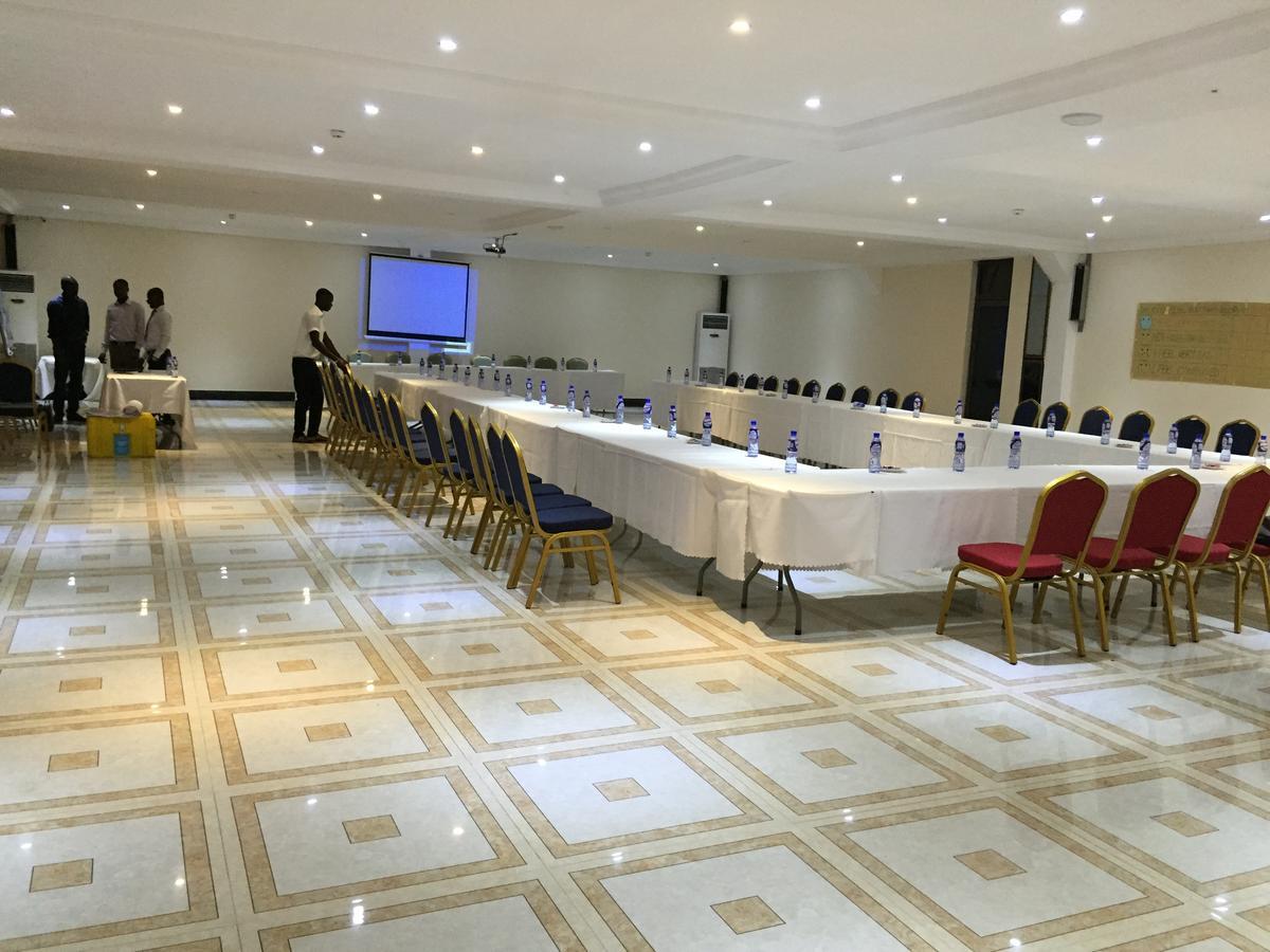Ampomaah Hotel Accra Eksteriør bilde