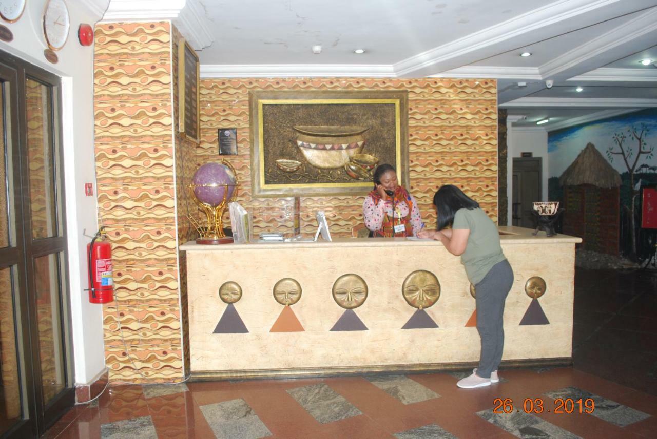 Ampomaah Hotel Accra Eksteriør bilde